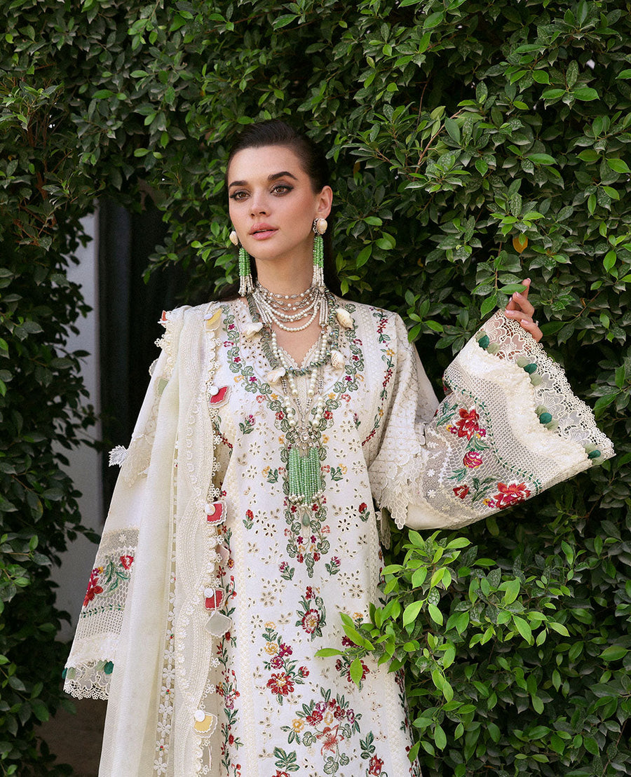 Republic WomensWear Kalani Embroidered Lawn Unstitched 3Pc Suit D7-A - Mira