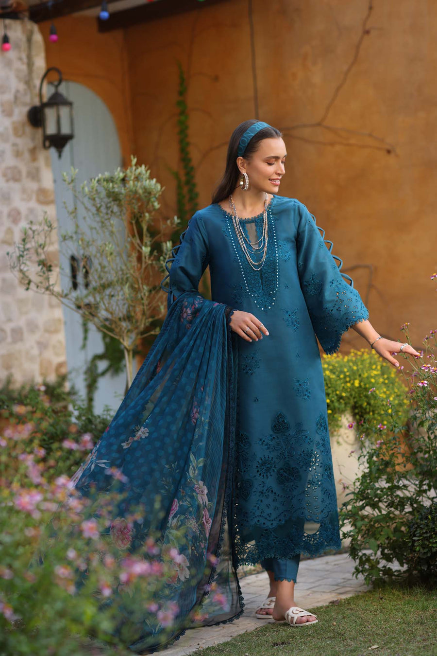 Noor by Saadia Asad Luxe Chikankari Unstitched Lawn 3Pc Suit D8-B