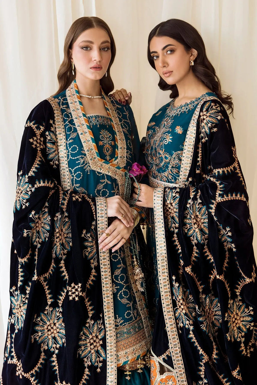 AF-UF-9011-Dasht E Naz Velvet