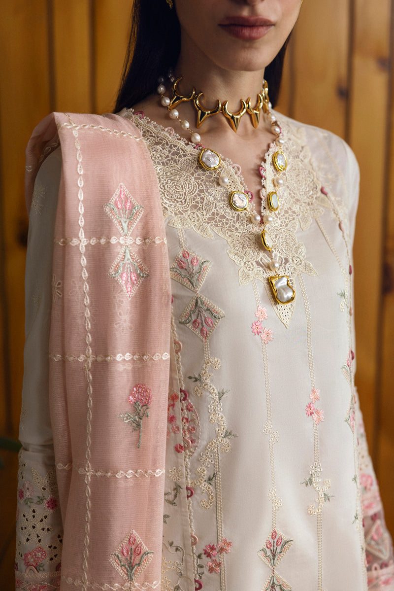 Qalamkar Qlinekari Embroidered Lawn Unstitched 3Pc Suit DC-07 Tyrah