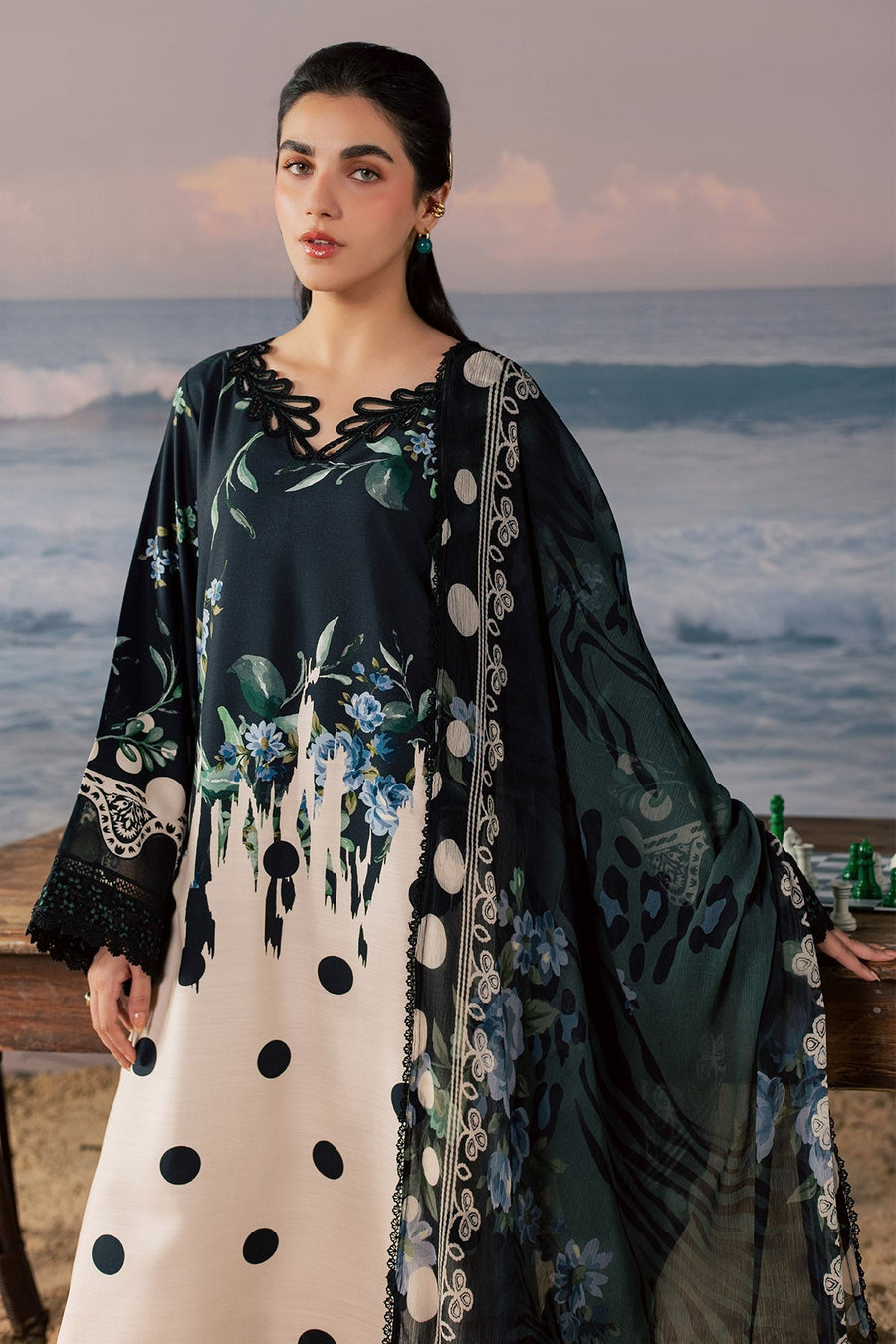 Nureh Daily Delight Embroidered Viscose Slub Unstitched 3Pc Suit DD-39