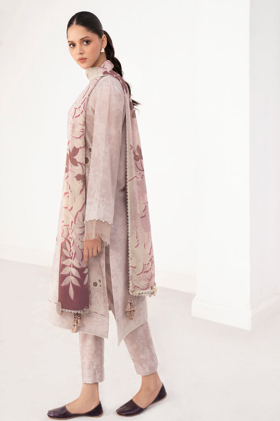 Delia by Jazmin Summer Embroidered Lawn Unstitched 3Pc Suit D-09