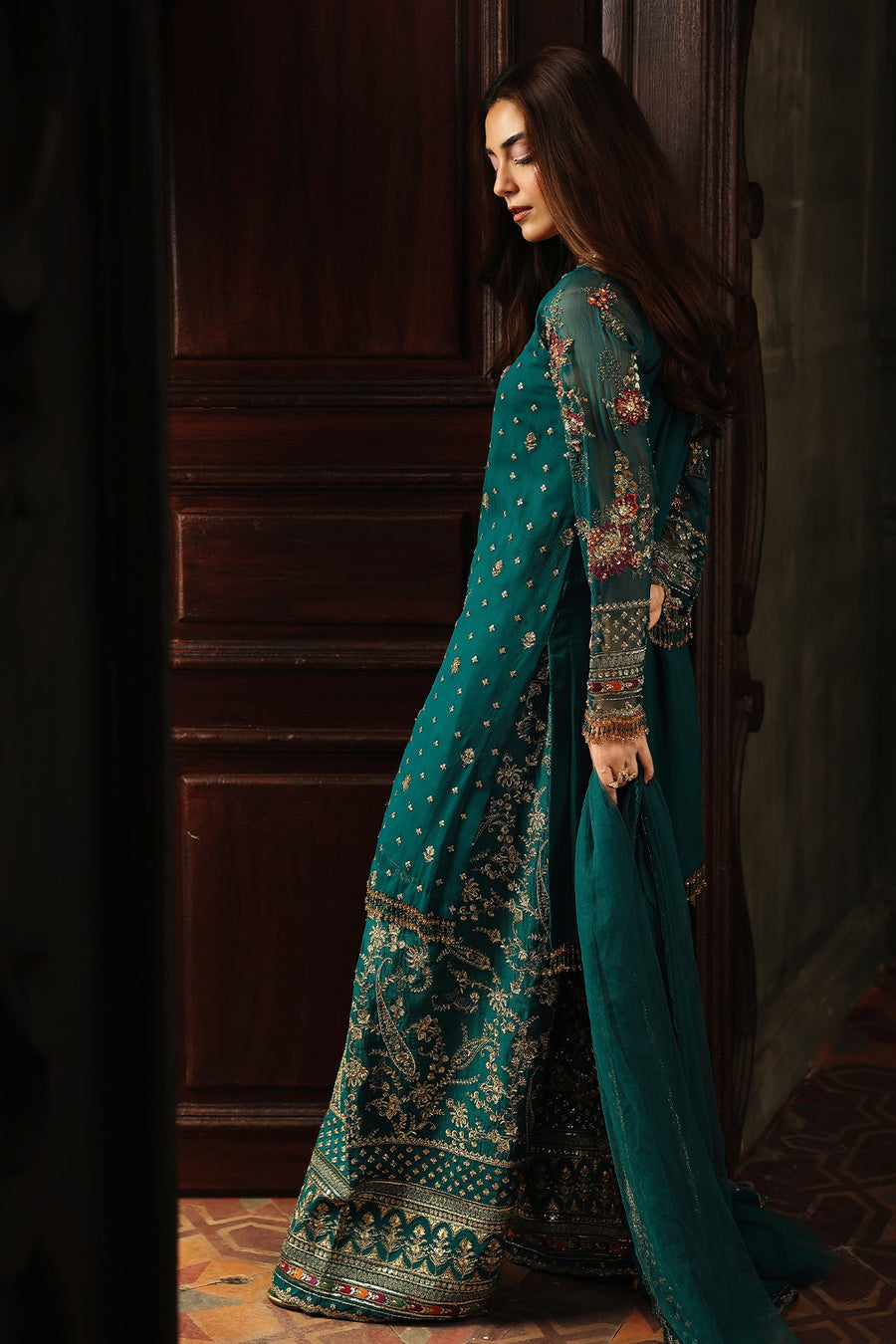 Charizma Dastan-e-Jashan Luxury Chiffon Unstitched 3Pc Suit DJW5-04