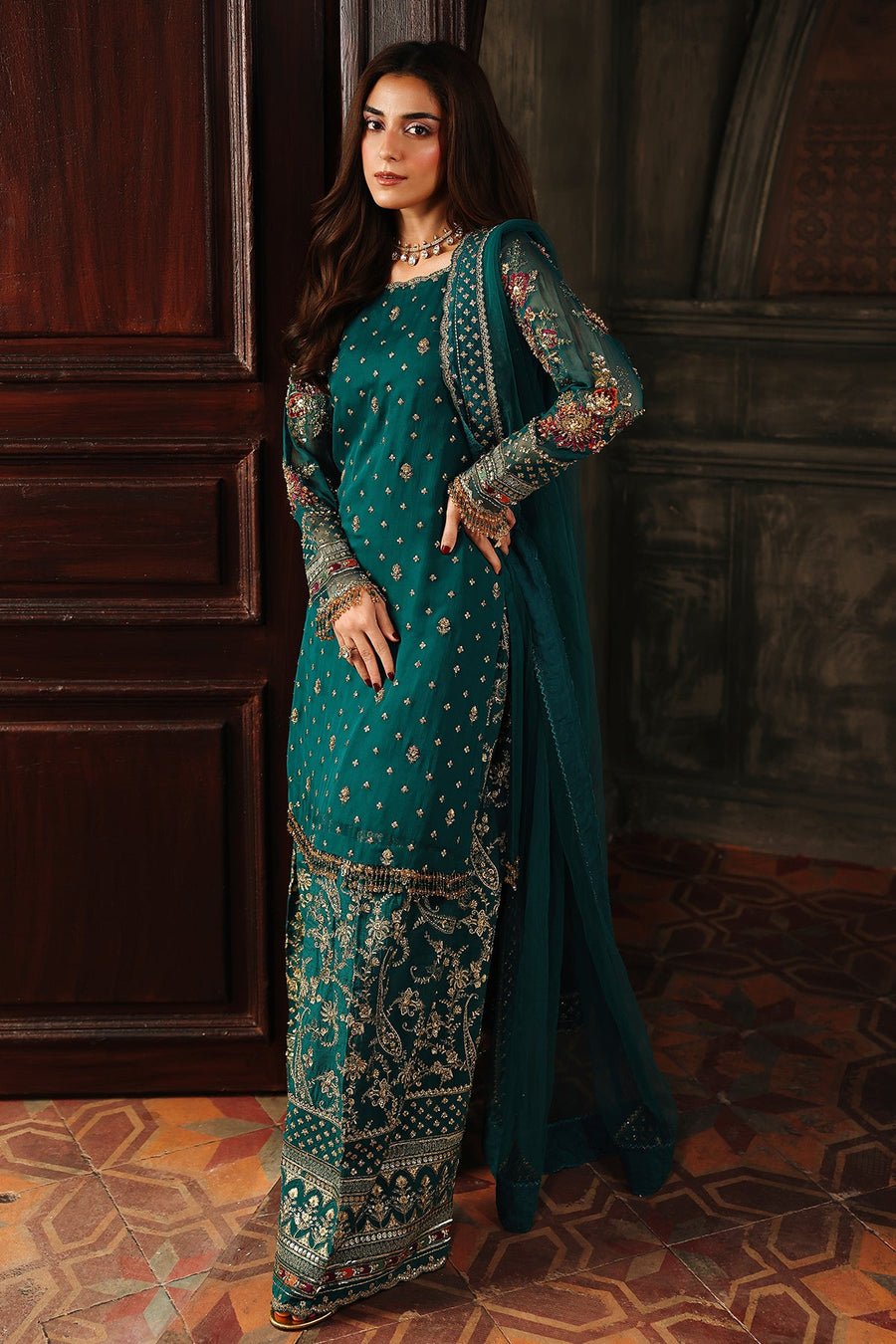 Charizma Dastan-e-Jashan Luxury Chiffon Unstitched 3Pc Suit DJW5-04