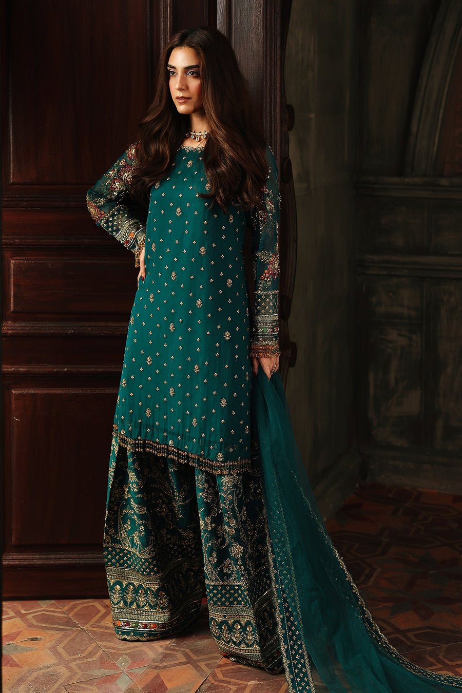 Charizma Dastan-e-Jashan Luxury Chiffon Unstitched 3Pc Suit DJW5-04