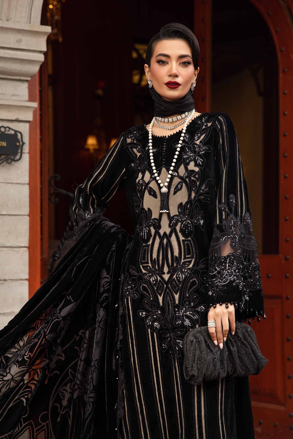 Maria.B Winter Luxe Embroidered Velvet Unstitched 3Pc Suit DL-1205 Maria.B Winter Luxe Embroidered Velvet Unstitched 3Pc Suit DL-1205