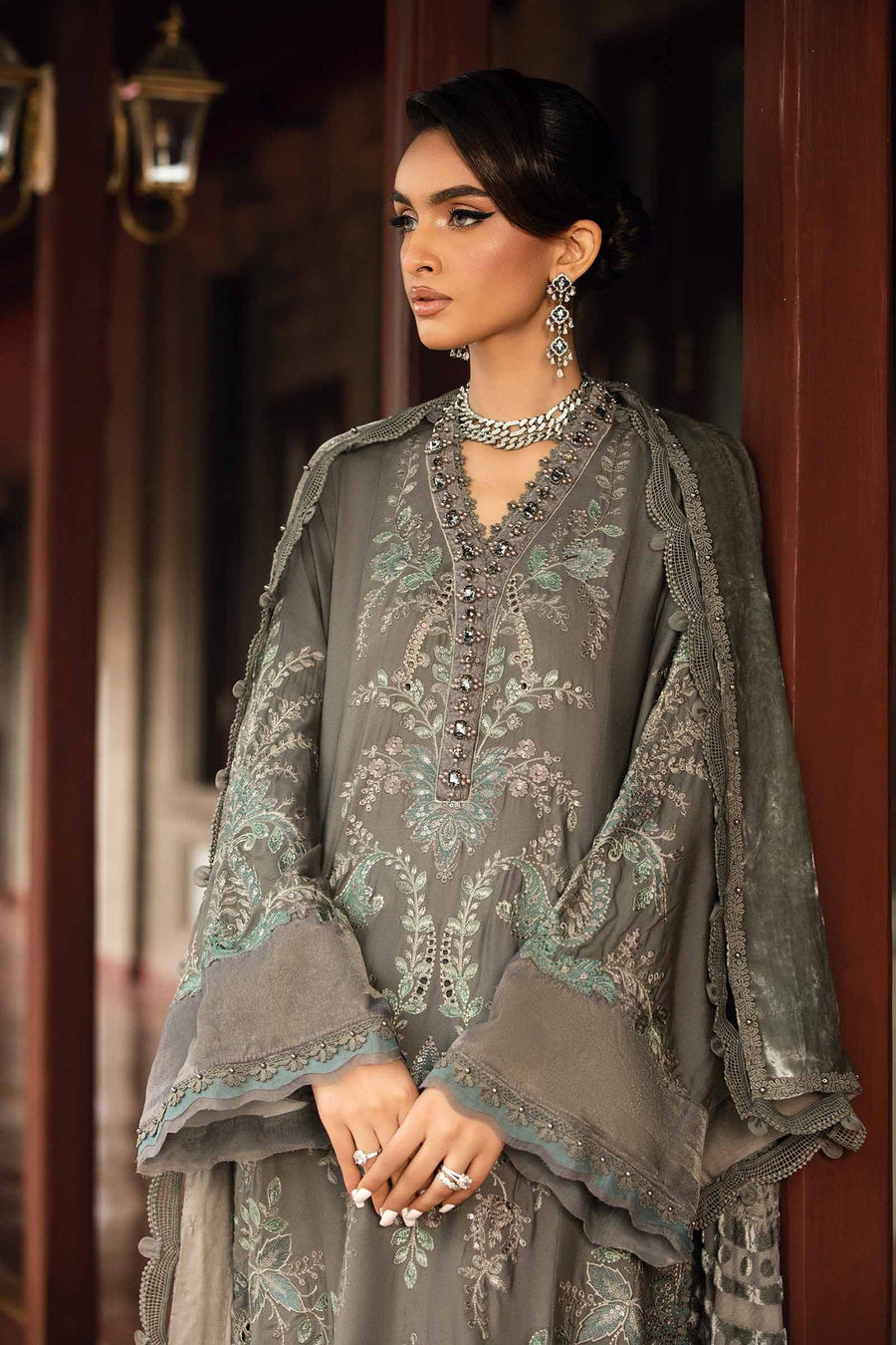 Maria.B Winter Luxe Embroidered Velvet Unstitched 3Pc Suit DL-1209