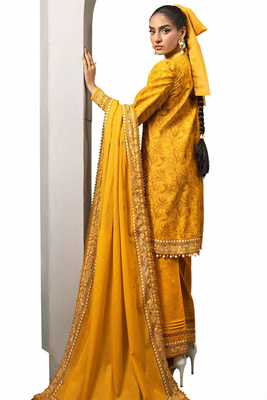 Gul Ahmed Printed Lawn Unstitched 3Pc Suit DN-42035