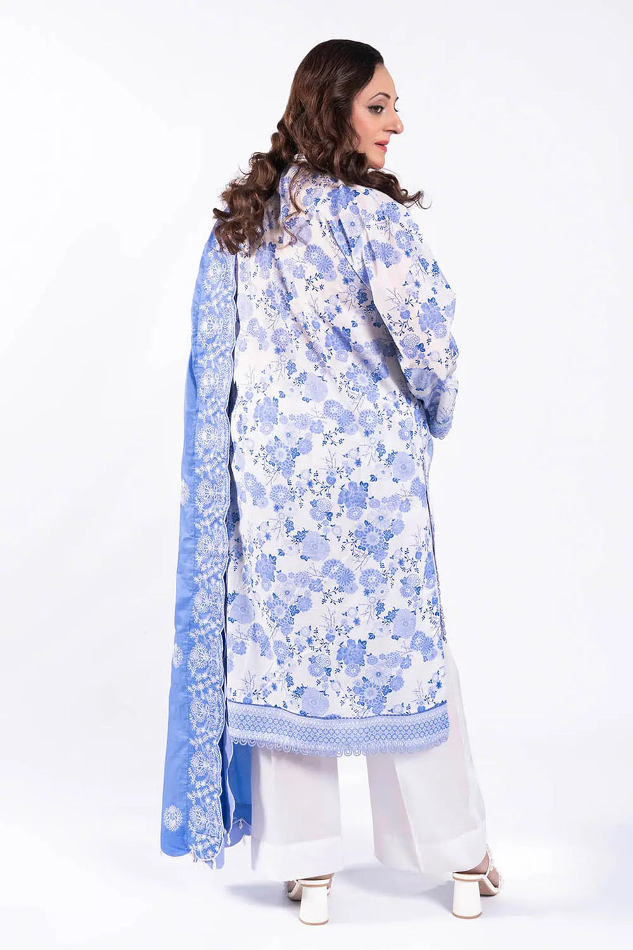 Gul Ahmed Tribute To Mother Unstitched Lawn 3Pc Suit DN-52011