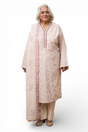 Gul Ahmed Tribute to Mothers Embroidered Lawn Unstitched 3Pc Suit DN-62018