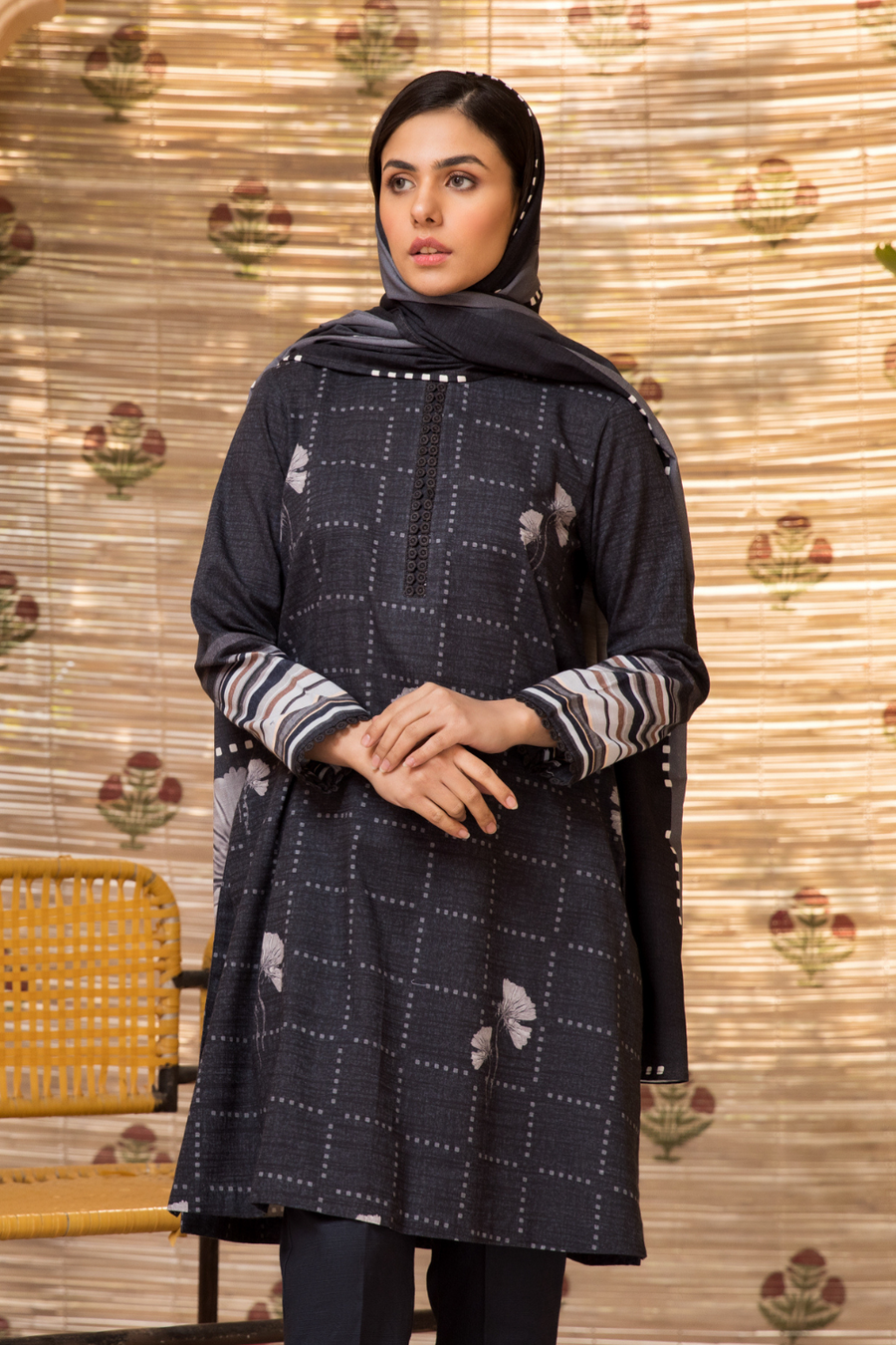 Ittehad Textiles Printed Khaddar Unstitched 3Pc Suit DP-KHD-007