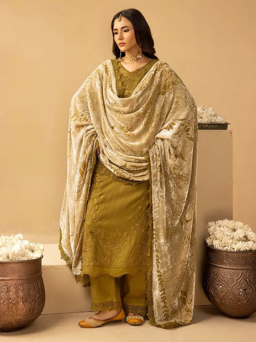 Dastaan by Riaz Arts Embroidered Leather Peach 3Pc Suit DS-18