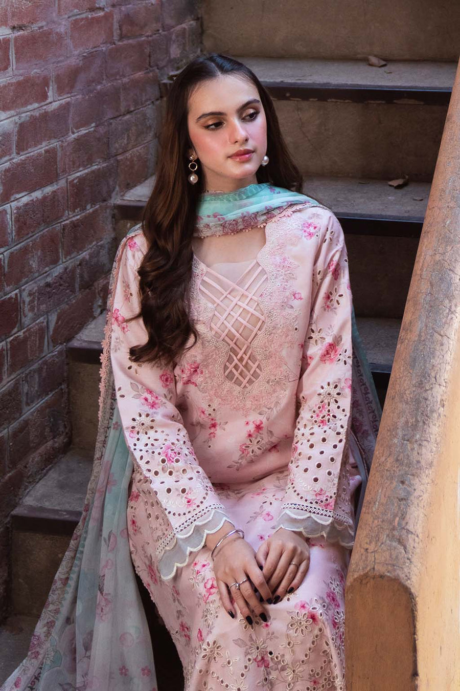 Neeshay Summer Lines Printkari Embroidered Lawn Unstitched 3Pc Suit - PECHE