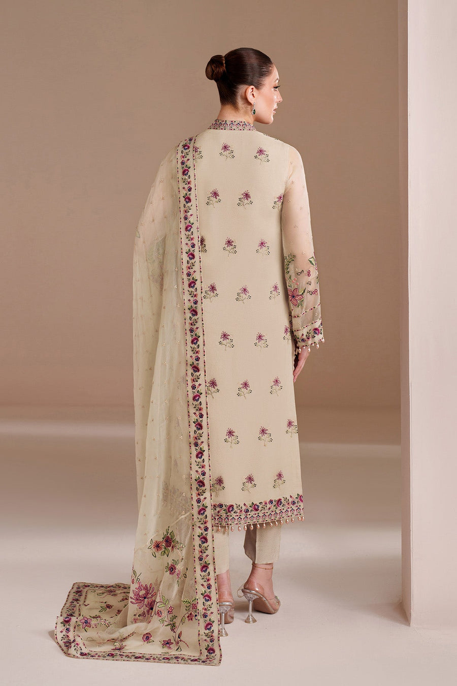 Threads by Alizeh Embroidered Chiffon Unstitched 3Pc Suit AF-BDHG-5041-Victoria