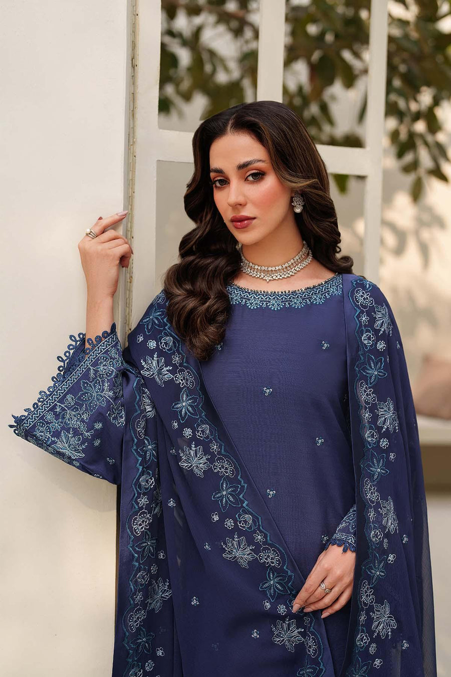 Zarif Exclusive Tabeer Embroidered Raw Silk Unstitched 3Pc Suit D-09 Anaabi