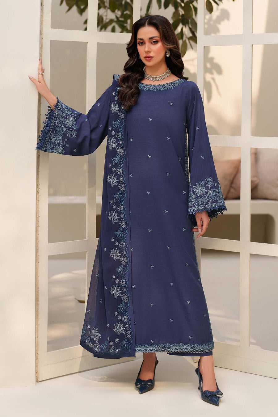 Zarif Exclusive Tabeer Embroidered Raw Silk Unstitched 3Pc Suit D-09 Anaabi