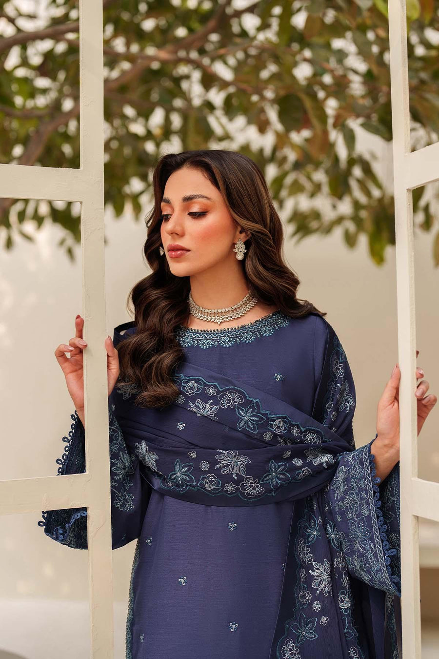 Zarif Exclusive Tabeer Embroidered Raw Silk Unstitched 3Pc Suit D-09 Anaabi