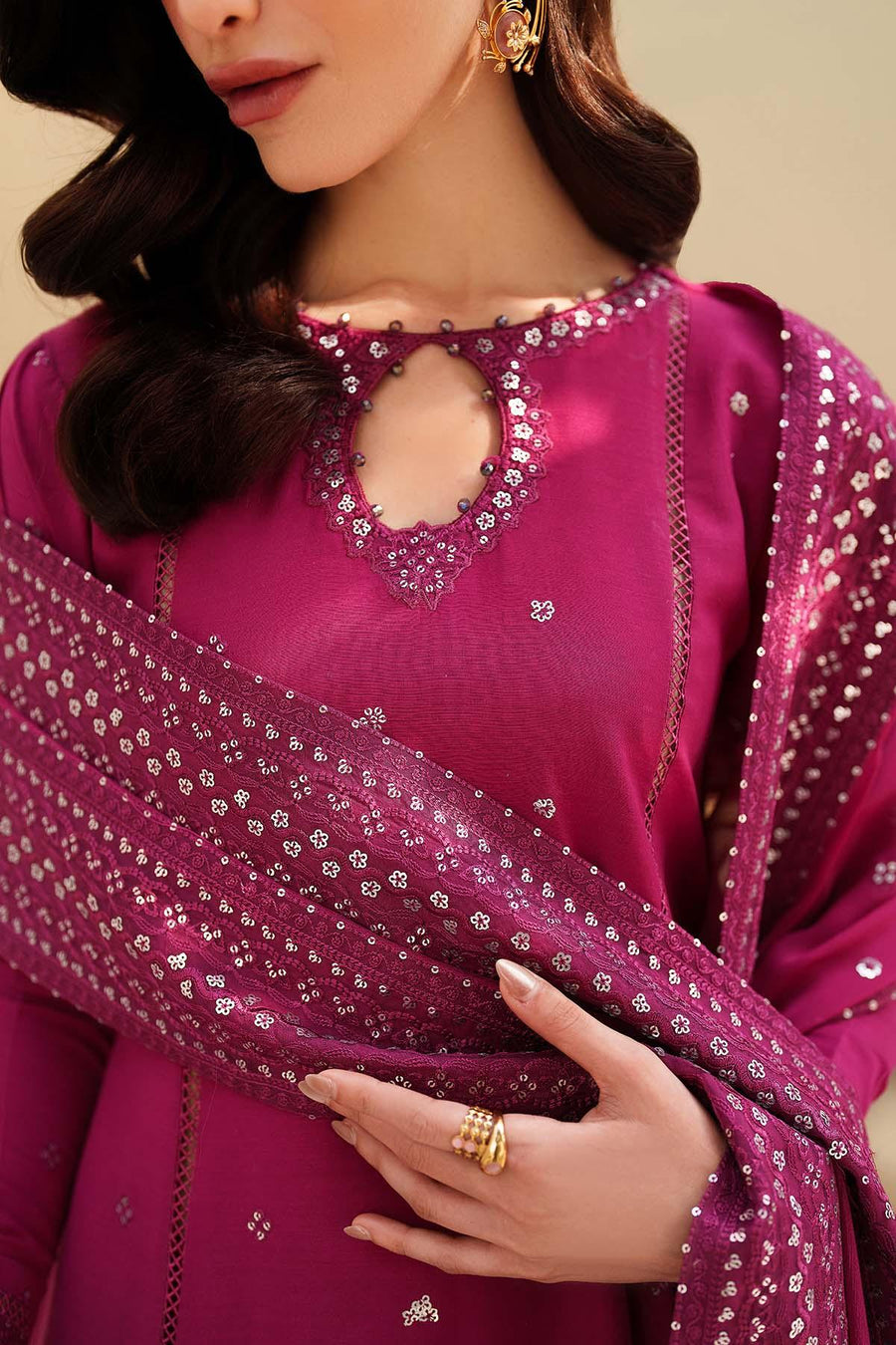 Zarif Exclusive Tabeer Embroidered Raw Silk Unstitched 3Pc Suit D-04 Horain