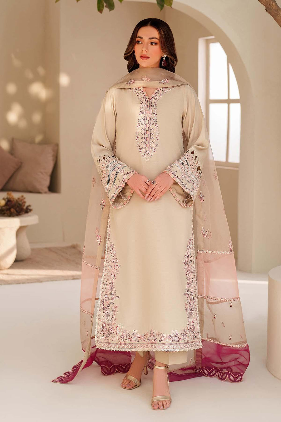 Zarif Exclusive Tabeer Embroidered Raw Silk Unstitched 3Pc Suit D-06 Raag