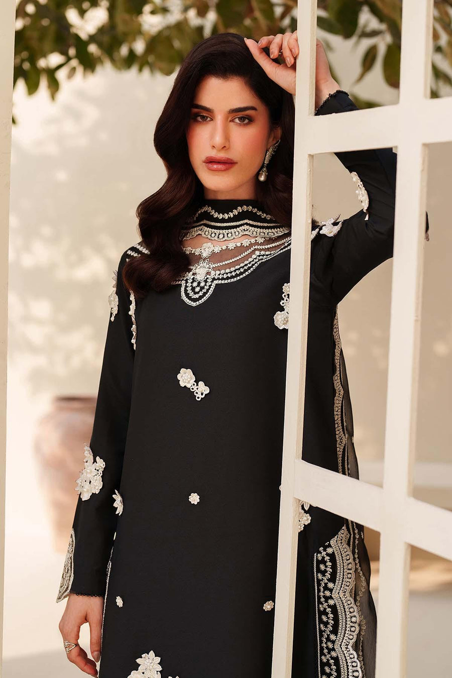 Zarif Exclusive Tabeer Embroidered Raw Silk Unstitched 3Pc Suit D-03 Zareen