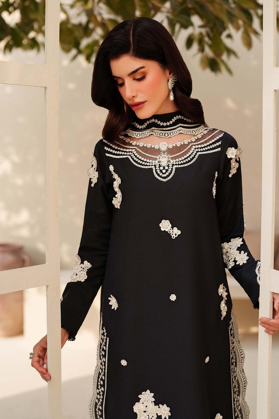 Zarif Exclusive Tabeer Embroidered Raw Silk Unstitched 3Pc Suit D-03 Zareen