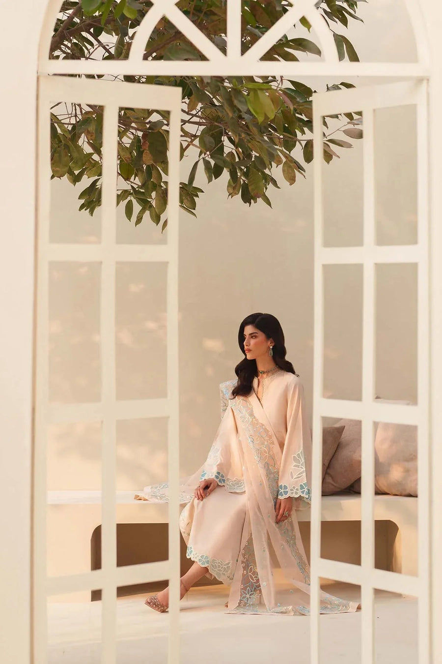 Zarif Exclusive Tabeer Embroidered Raw Silk Unstitched 3Pc Suit D-02 Florielle