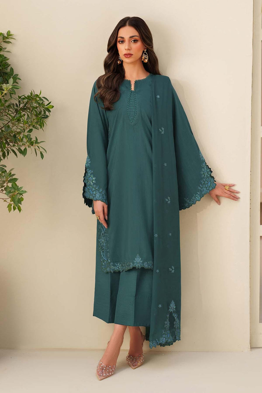 Zarif Exclusive Tabeer Embroidered Raw Silk Unstitched 3Pc Suit D-07 Sawera