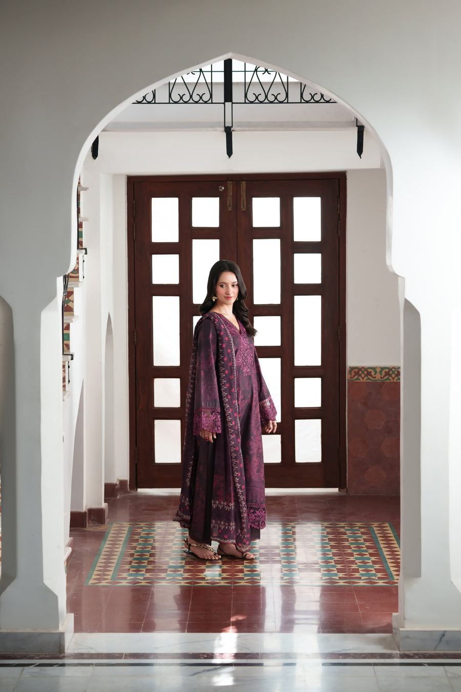 Neeshay Summer Lines Embroidered Lawn Unstitched 3Pc Suit - MARVELLE
