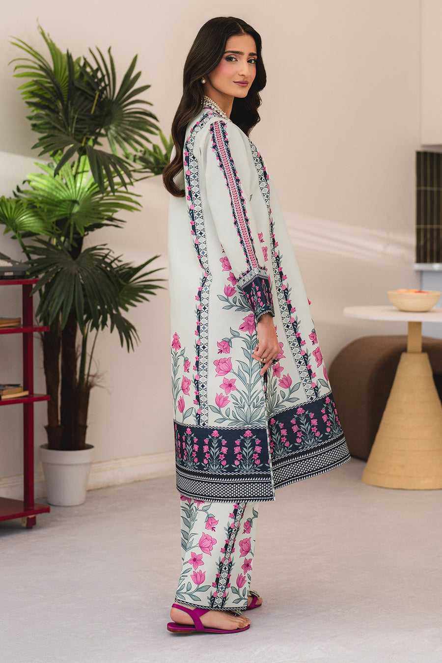 Alizeh Fashion Essentials Printed Lawn Unstitched 2Pc Suit AF-PL-6056