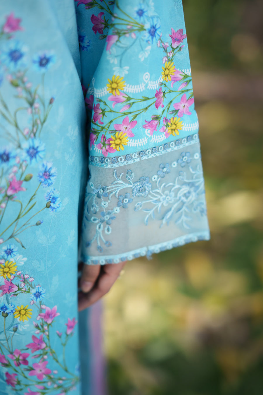 Neeshay Summer Lines Embroidered Lawn Unstitched 3Pc Suit - CELESTIA
