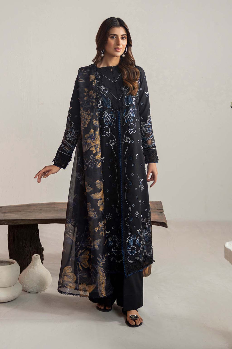 Neeshay Summer Edit Printed Lawn Ready to Wear 3Pc Suit - Onyx