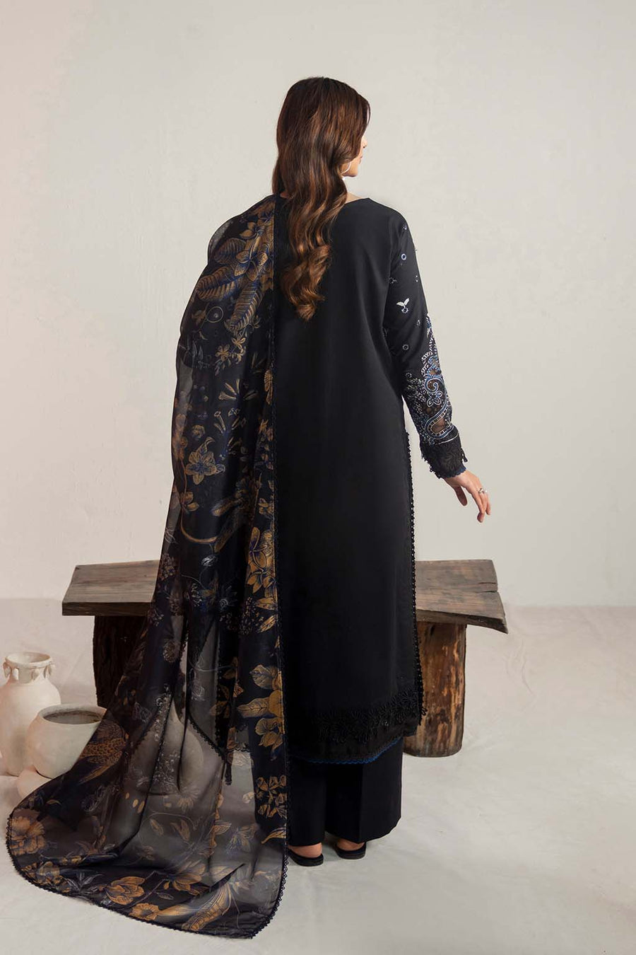 Neeshay Summer Edit Printed Lawn Ready to Wear 3Pc Suit - Onyx