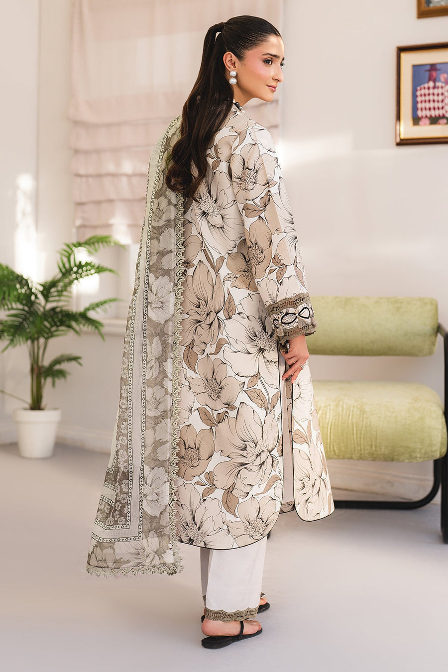 Alizeh Fashion Essentials Printed Lawn Unstitched 3Pc Suit AF-PL-6055