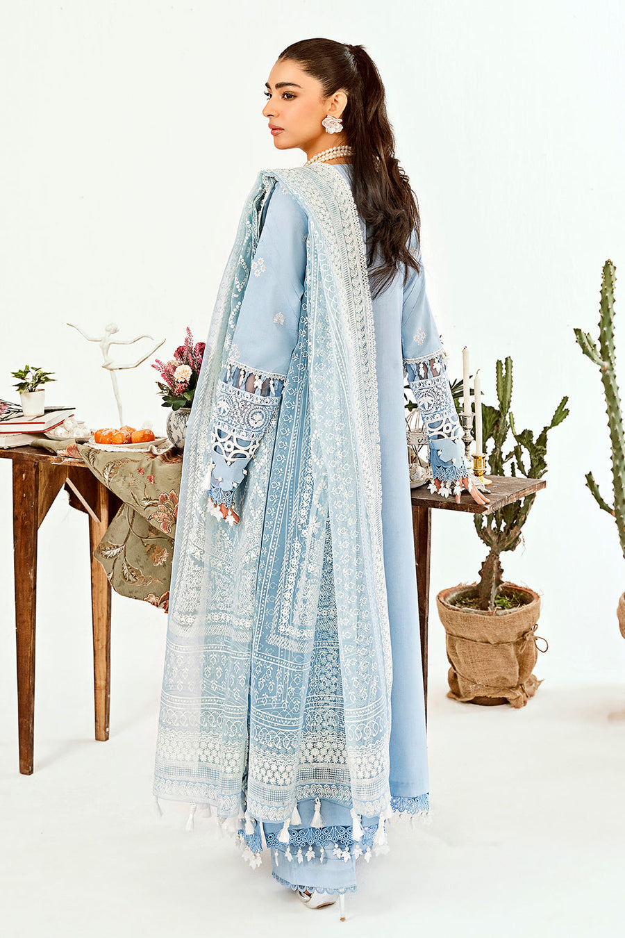 Neeshay Zoella Embroidered Luxury Lawn Unstitched 3Pc Suit - Isla