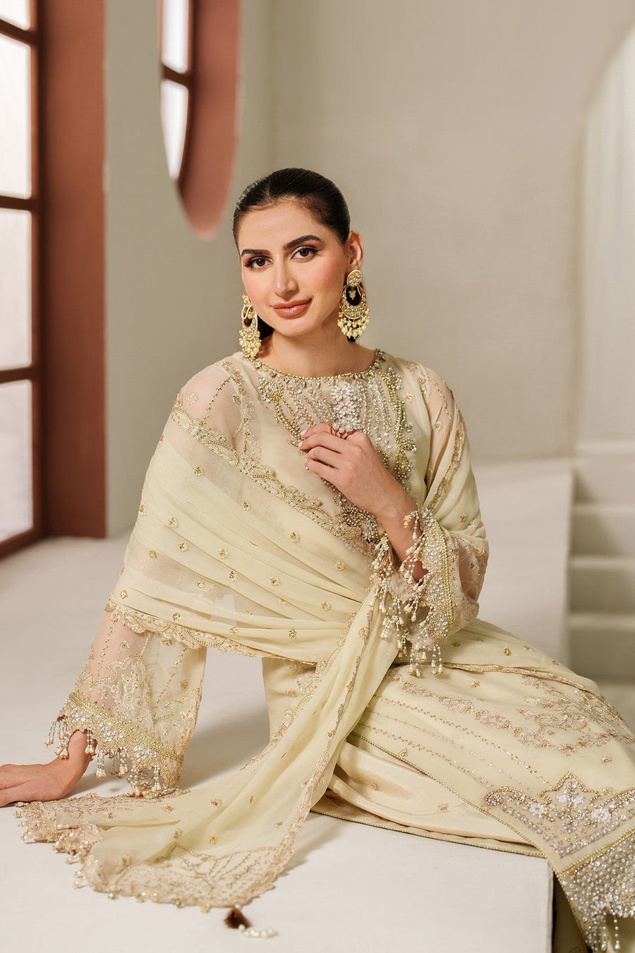 Alizeh Reena Embroidered Chiffon Unstitched 3Pc Suit AF-HM-4052-Parnoor