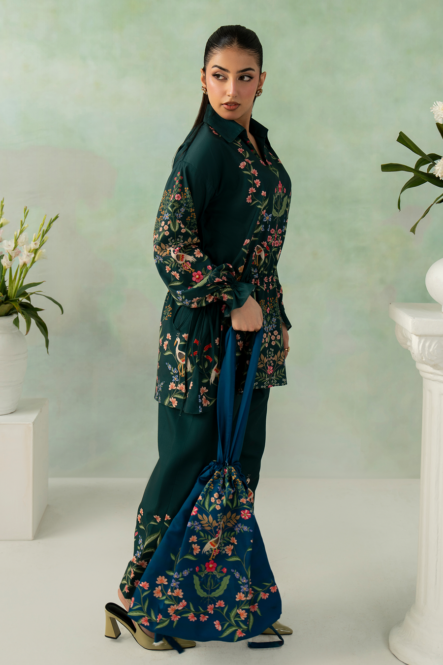 Zarposh Folds Ready to Wear Womens 2Piece Crepe Fabric Suit - Evara