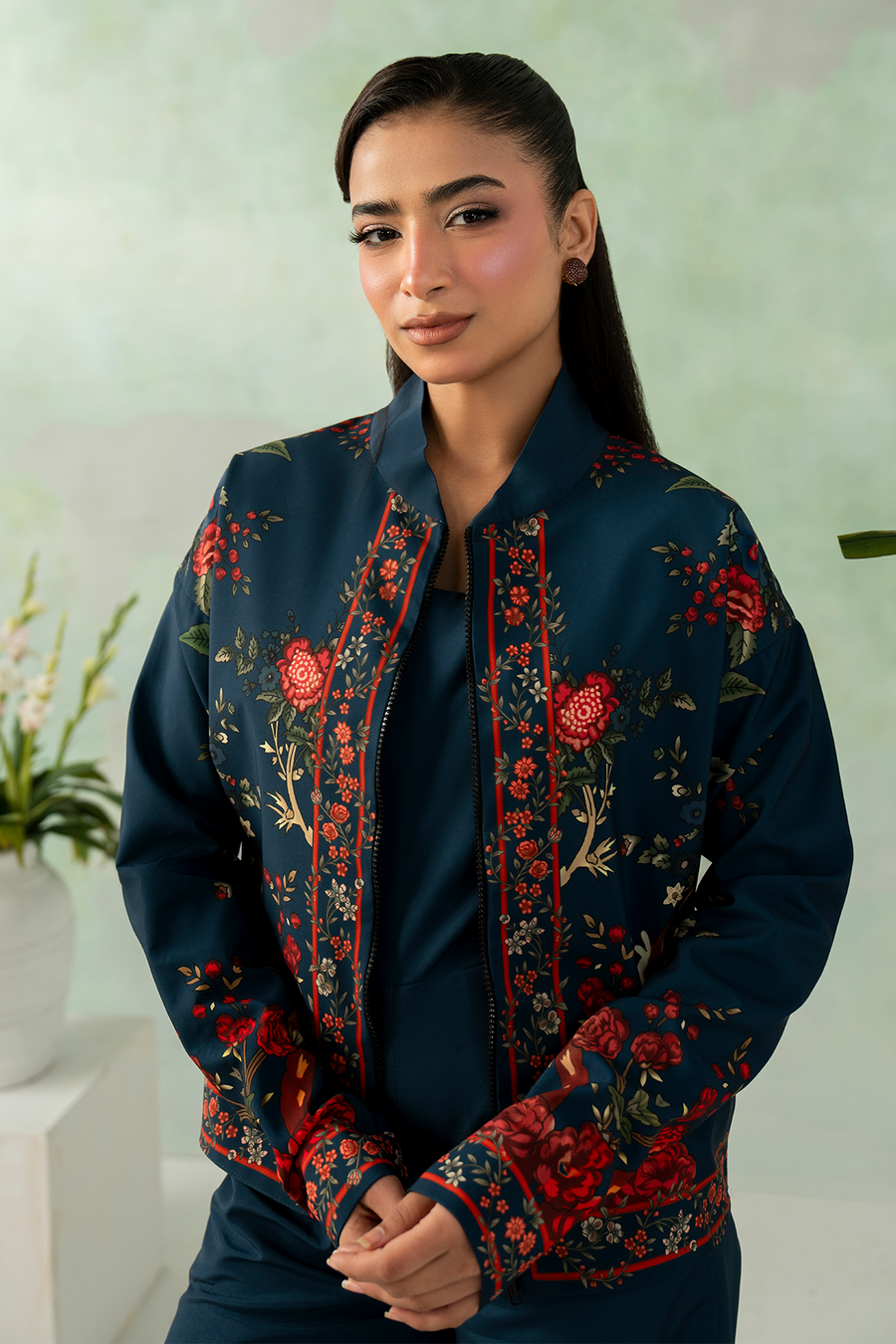 Zarposh Folds Ready to Wear Womens 2Piece Crepe Fabric Suit - NOAE