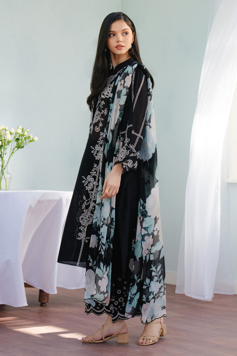 Coco by Zara Shahjahan Embroidered Lawn Unstitched 3Pc Suit D-07B ECLAT