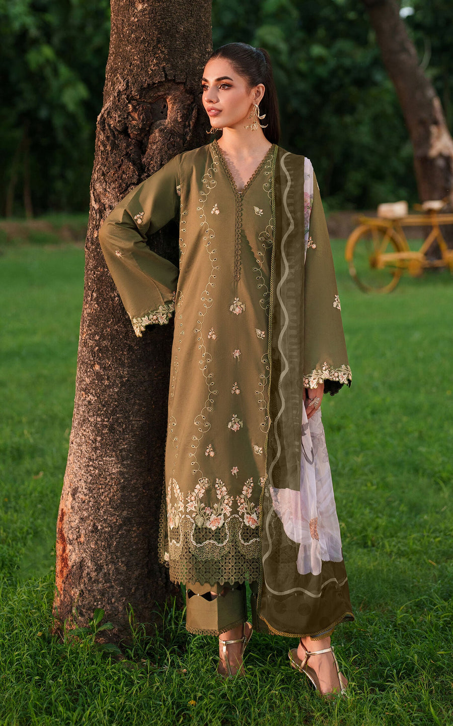 Asifa & Nabeel Eden Cambric Unstitched 3Pc Suit ECU25-09 Gardenia Grace