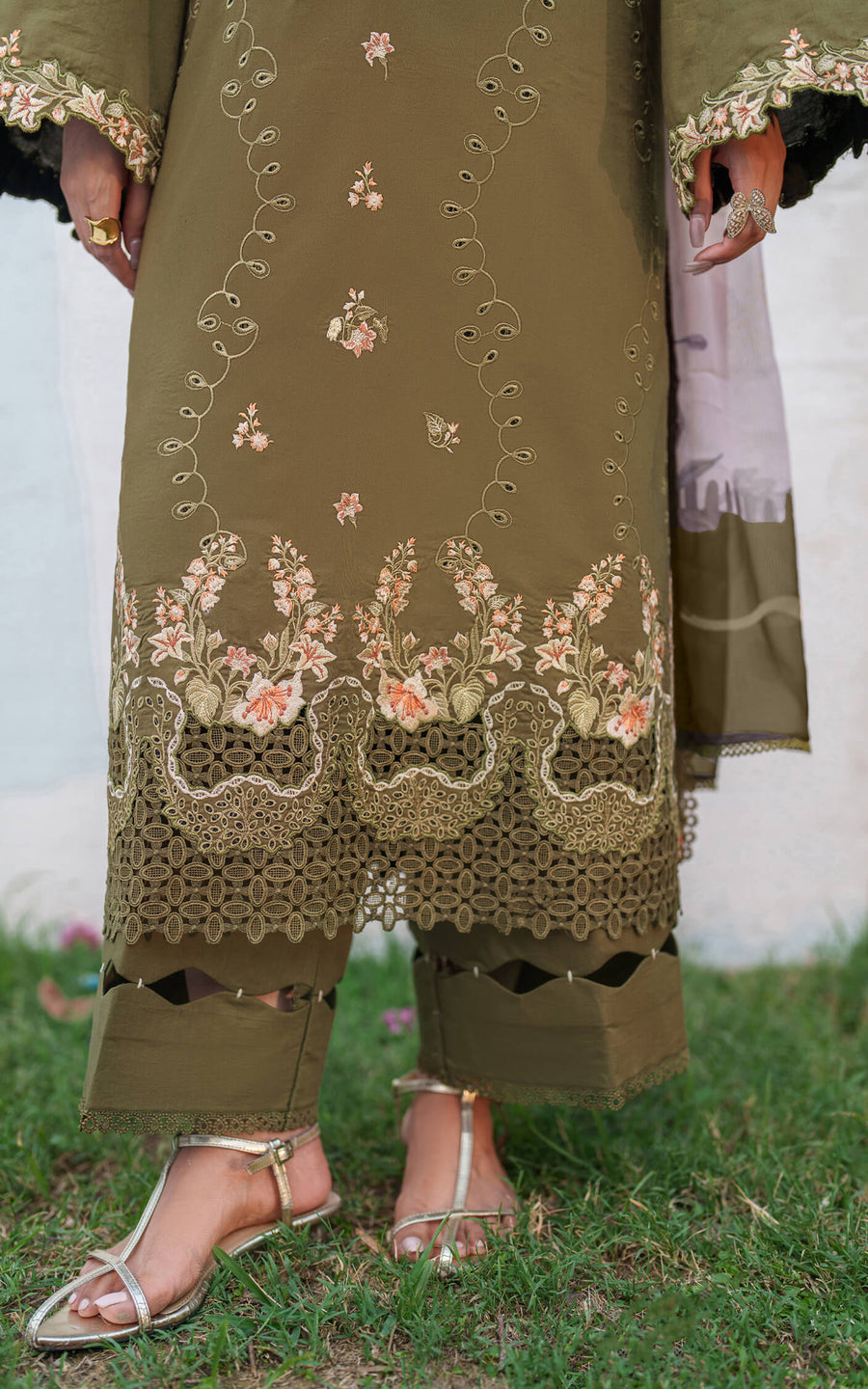 Asifa & Nabeel Eden Cambric Unstitched 3Pc Suit ECU25-09 Gardenia Grace