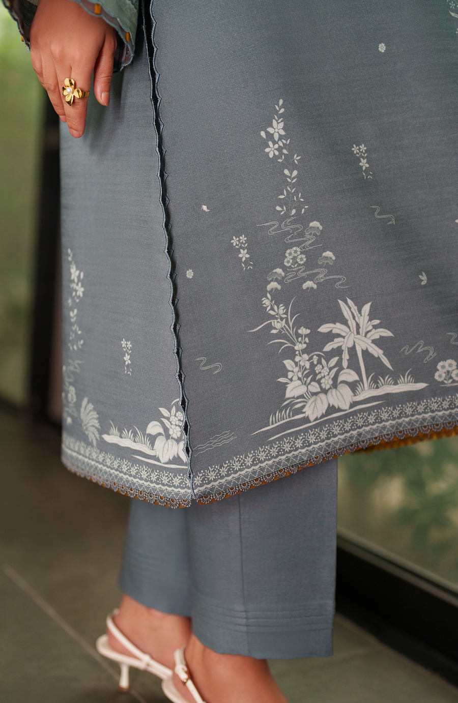 Bellini by Seran Embroidered Khaddar Unstitched 3Pc Suit D-01 EIRENE