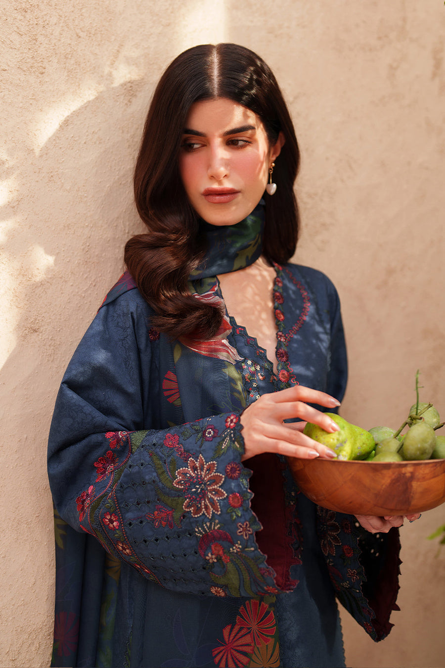 IZNIK Eid Lawn Unstitched Embroidered 3Pc Suit EL-01