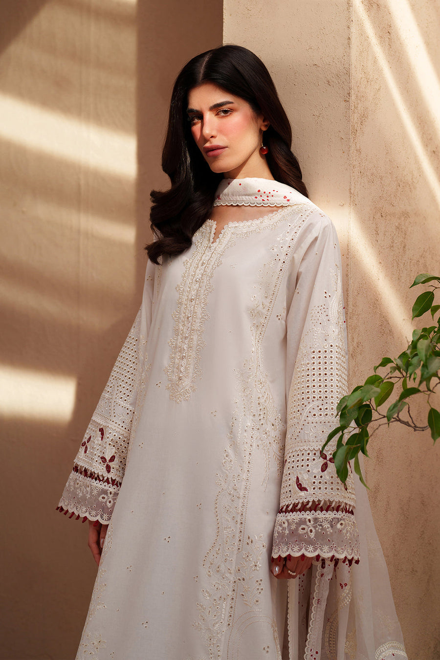 IZNIK Eid Lawn Unstitched Embroidered 3Pc Suit EL-06