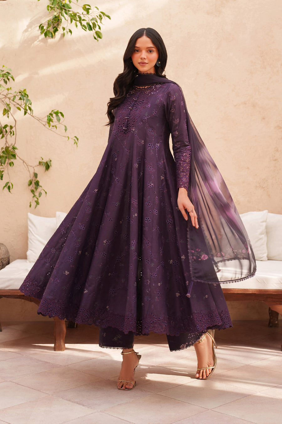 IZNIK Eid Lawn Unstitched Embroidered 3Pc Suit EL-08