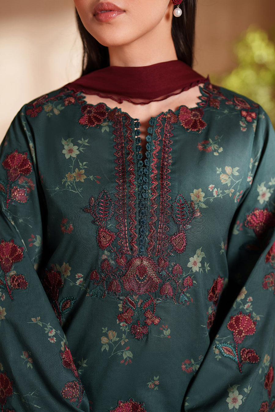 IZNIK Eid Lawn Unstitched Embroidered 3Pc Suit EL-11