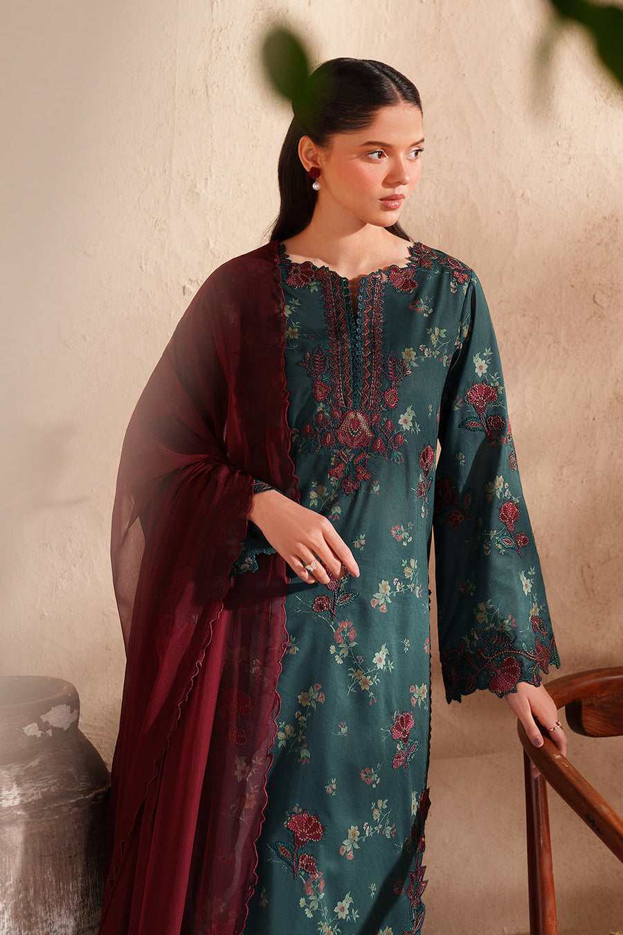 IZNIK Eid Lawn Unstitched Embroidered 3Pc Suit EL-11