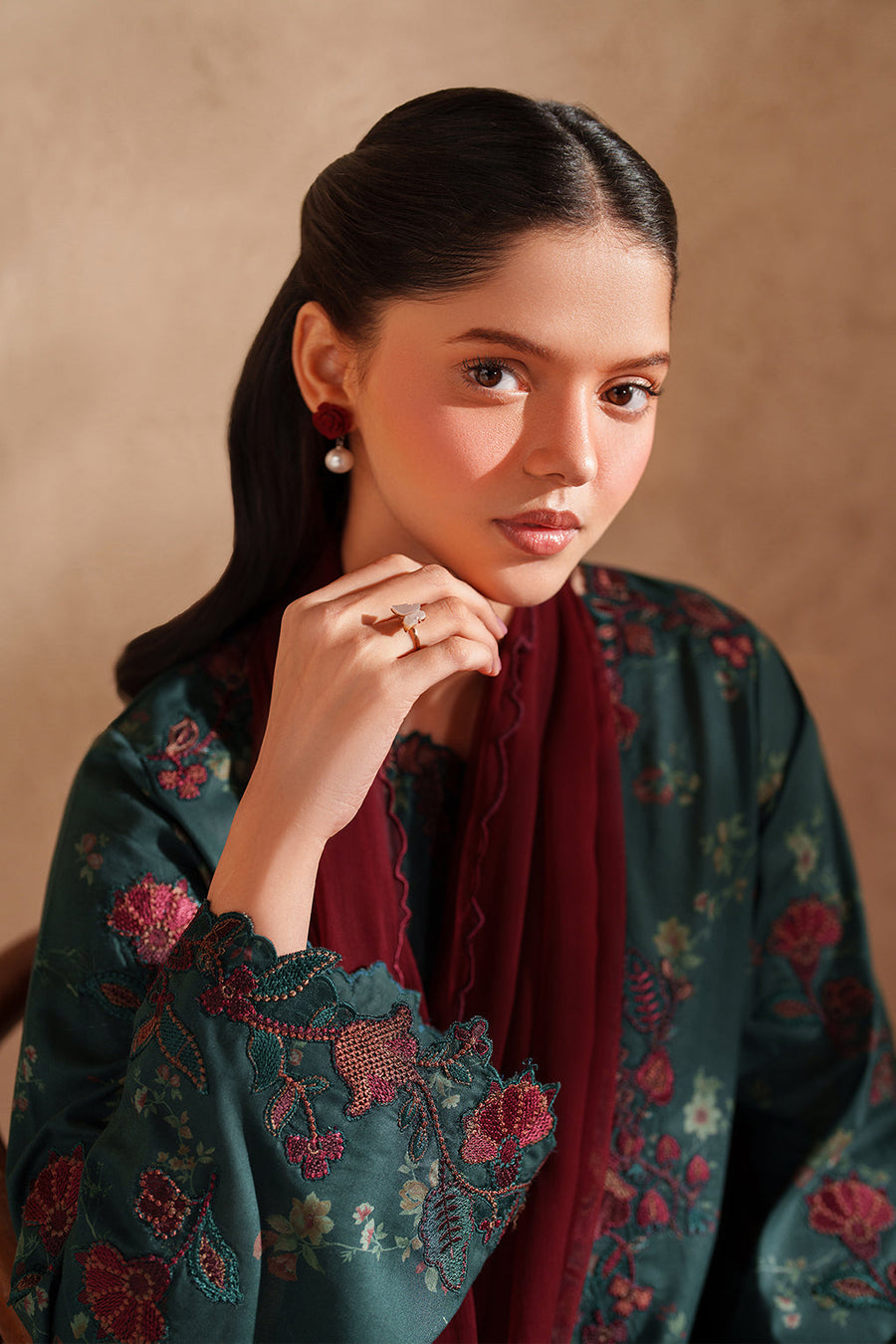 IZNIK Eid Lawn Unstitched Embroidered 3Pc Suit EL-11