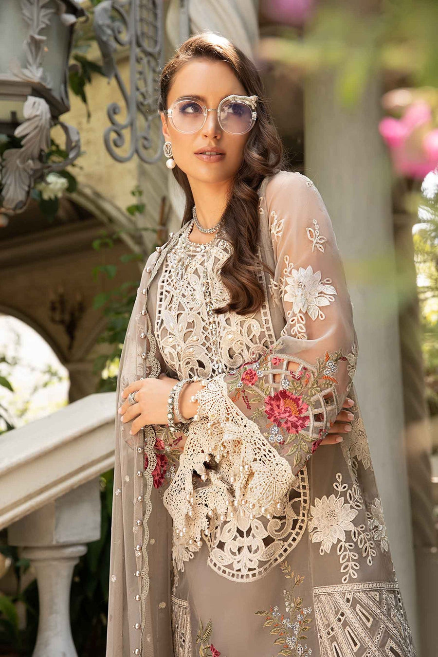 Maria.B Embroidered Luxury Lawn Unstitched 3Pc Suit EL-24-01