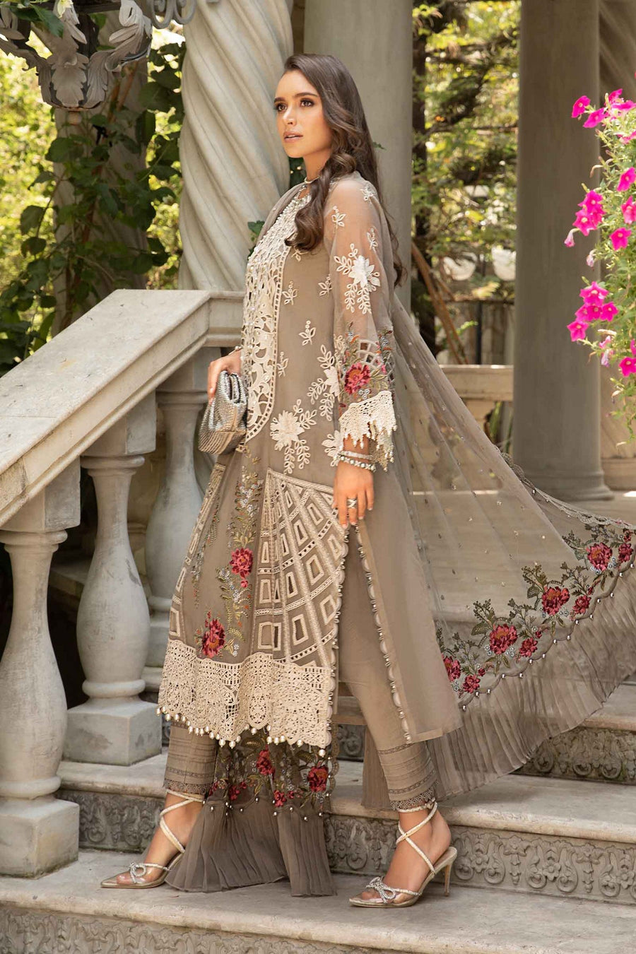Maria.B Embroidered Luxury Lawn Unstitched 3Pc Suit EL-24-01