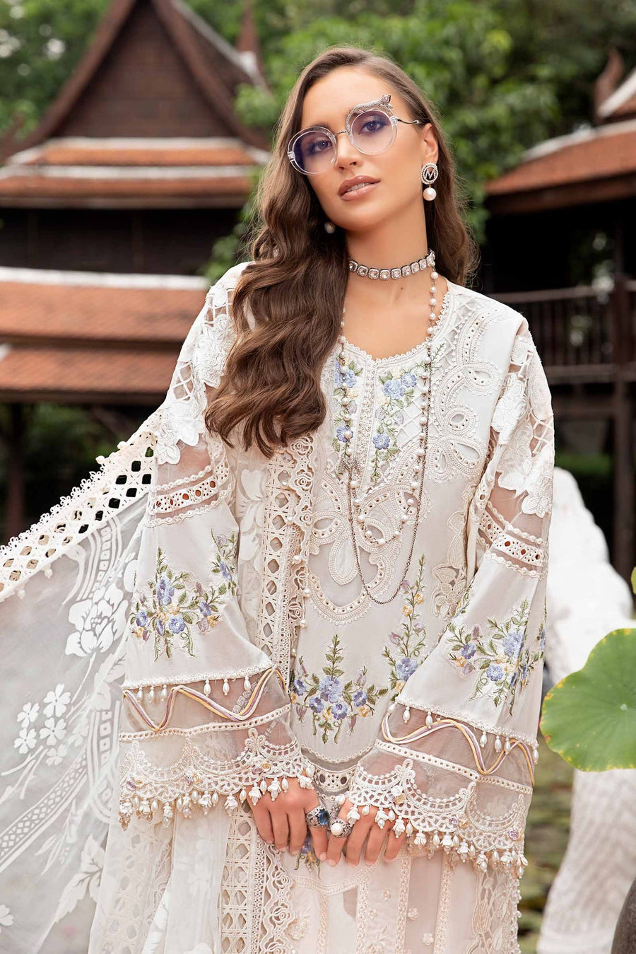 Maria.B Embroidered Luxury Lawn Unstitched 3Pc Suit EL-24-04